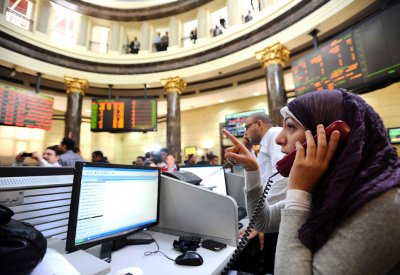 قفزة بالودائع والحسابات الجارية في بنوك مصر.. كم بلغت؟