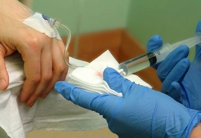 طبيب نساء يغتصب 35 مريضة أثناء الفحص
