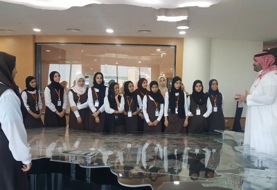التربية تنفذ (760)زيارة طلابية إلى(30) قطاعاً رسمياً وأهلياً
