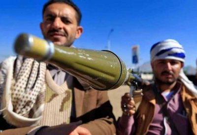  الحوثيون يمنعون خروج قافلة إغاثية من ميناء الحديدة إلى صنعاء