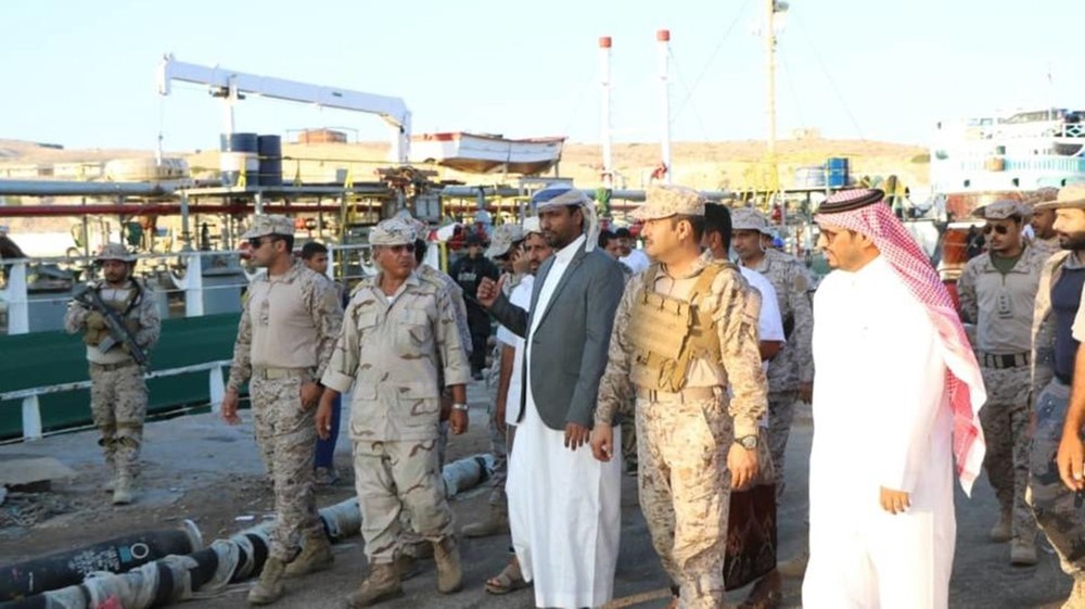 اليمن.. 2100 طن من المشتقات النفطية السعودية تصل المهرة