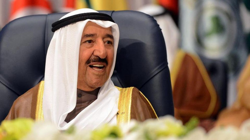 أمير الكويت: مواقف بوش الأب لن تنسى