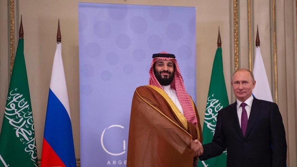 توافق سعودي روسي على تمديد اتفاق خفض إنتاج النفط