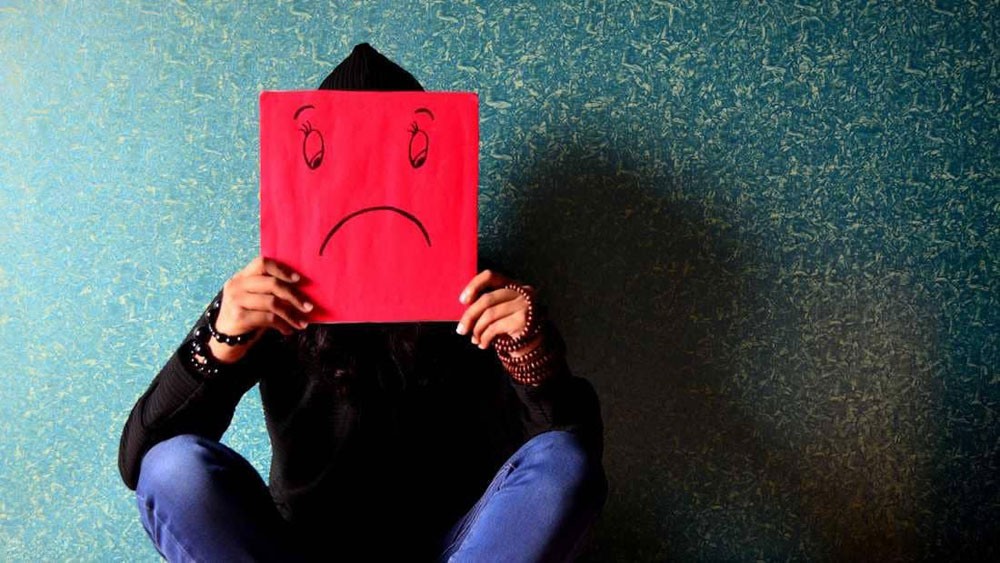  رهاب السعادة.. مرض يصيب "من يكره الفرح"