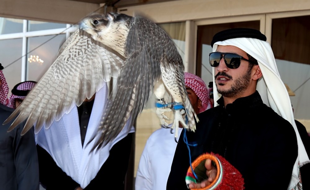 سمو الشيخ خالد بن حمد يشيد بجهود سمو الشيخ ناصر بن حمد في ترسيخ القيم والموروثات العريقة