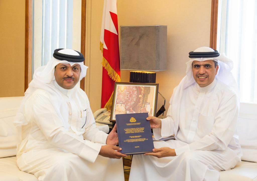 وزير الإعلام يستقبل وكيل الوزارة الدكتور عبدالرحمن بحر 