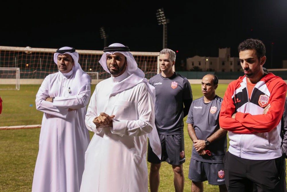 رئيس اتحاد الكرة: ناصر بن حمد سخر الإمكانات لدعم المنتخب في كأس آسيا