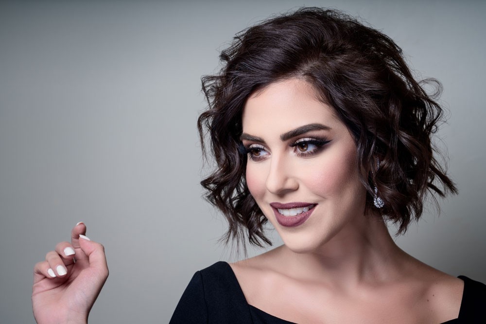 الفنانة بانه تشارك في حفل موسيقي  في الصالة الثقافية