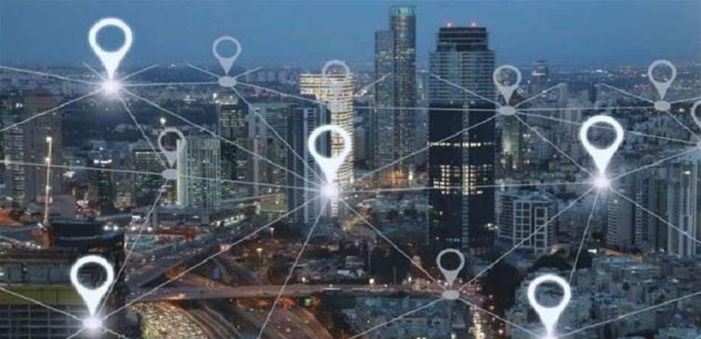 "فيسبوك" تسعى للتنبؤ بتحركات المستخدمين المستقبلية