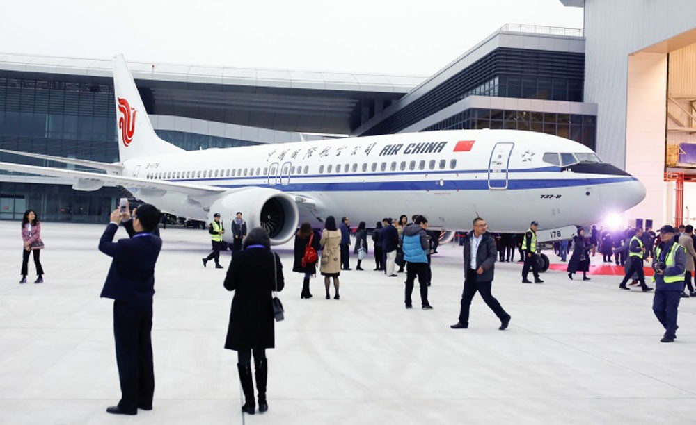 بوينغ تفتتح أول مصنع للطائرات 737 في الصين