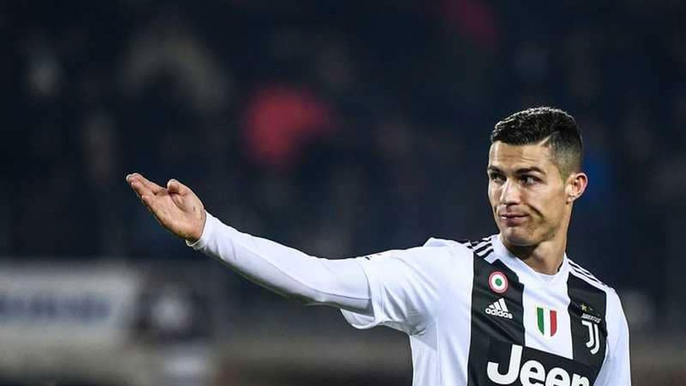 رونالدو يعترف بمعاناة يوفنتوس