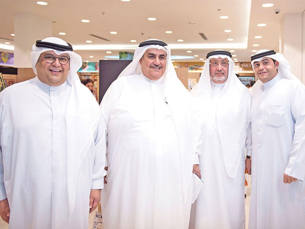 ذات السلاسل تفتتح مكتبتها في البحرين