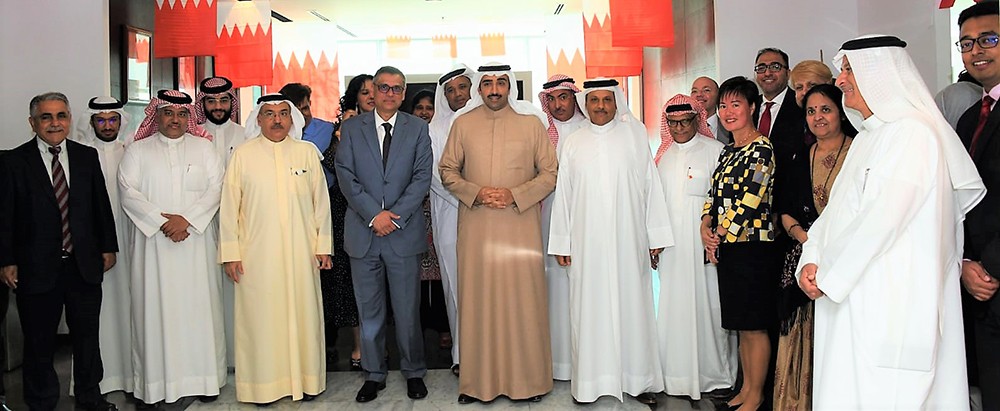 " القابضة للنفط والغاز" تحتفل بالعيد الوطني المجيد وذكرى تسلُّم عاهل البلاد مقاليد الحكم