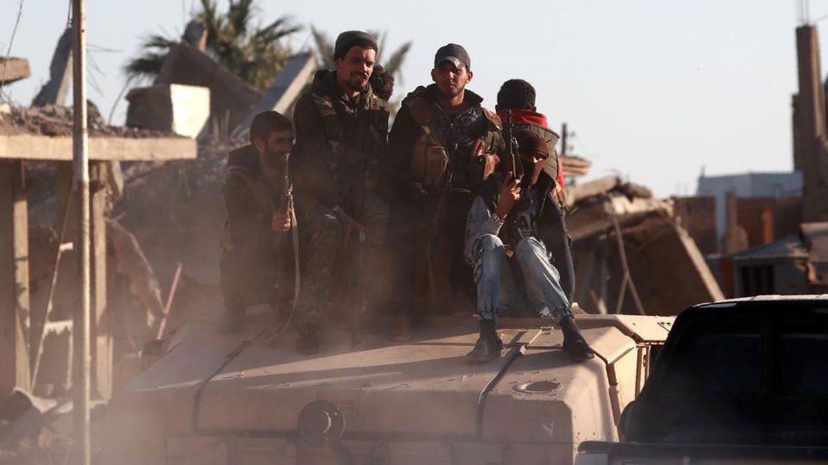 هل تطلق "سوريا الديمقراطية" الدواعش من سجونها؟