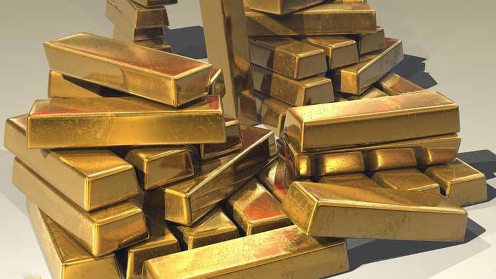 الذهب قرب أعلى مستوى في 6 أشهر