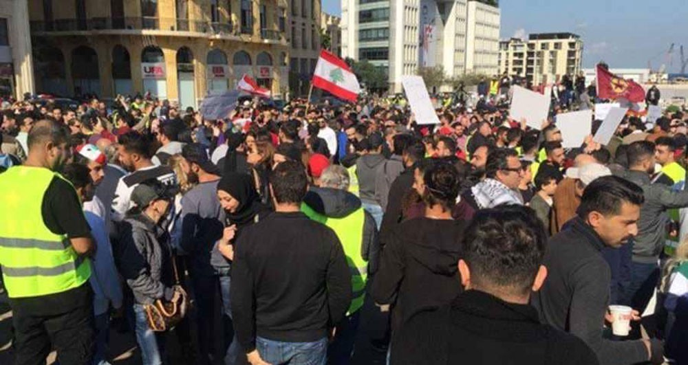 حُمى "السترات الصفر" تصل إلى لبنان