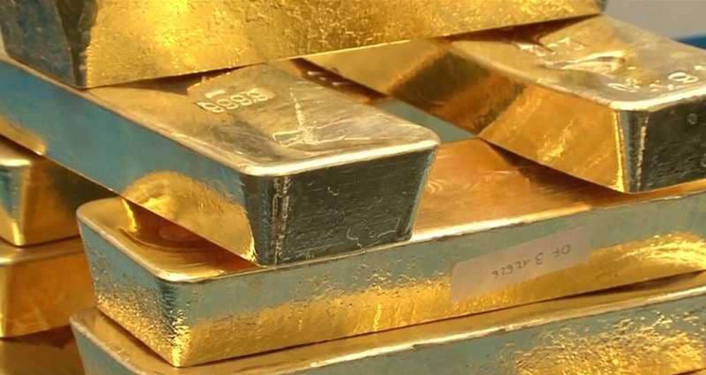 الذهب يرتفع قرب أعلى مستوى له في 6 أشهر