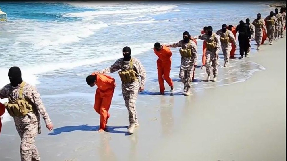 العثور على رفات 34 مسيحياً إثيوبياً ذبحهم داعش في ليبيا