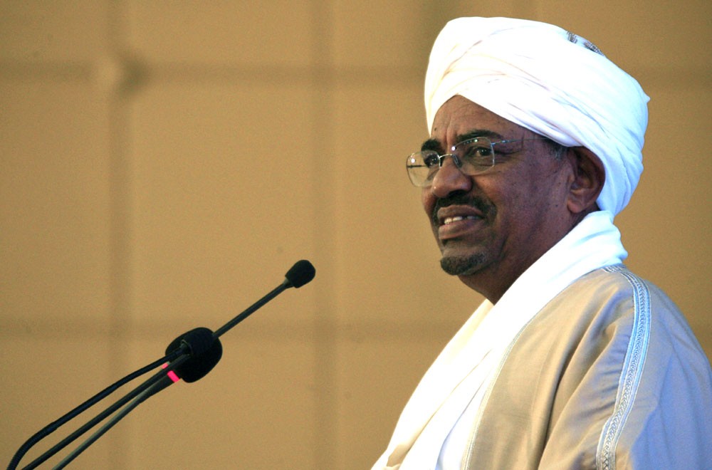 السودان.. بين "الرد السريع" للبشير واستمرار المظاهرات
