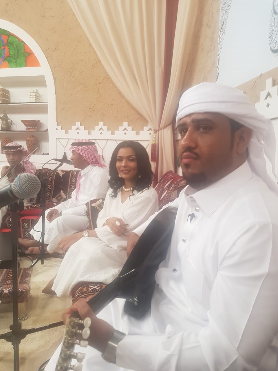 "الغد المشرق"  تطلق سلسلة جديدة من جلسات فن الغناء اليمني