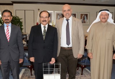 ميرزا يطلع على آخر تقنيات العزل الحراري من شركة (ماجيك ميديا)