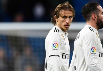مودريتش "يخرج عن أدبه".. ويهاجم زملاءه بعد السقوط