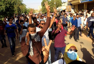 816 موقوفا خلال احتجاجات السودان