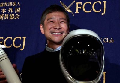  بـ5.6 مليون إعادة تغريد.. ملياردير ياباني يدخل "تاريخ تويتر"