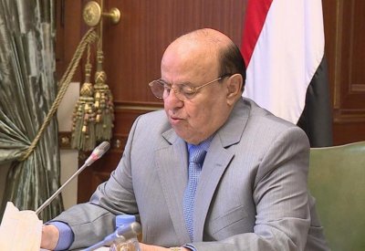 اليمن.. هادي يوافق على تمديد اتفاق الحديدة