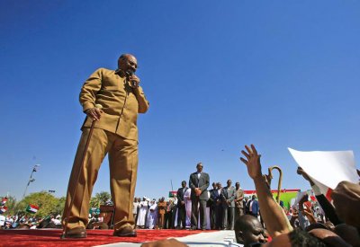 البشير: جهات أجنبية تتآمر على السودان وتسعى لتركيعه