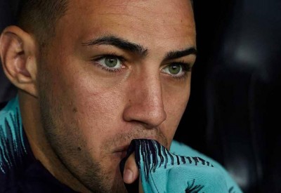  منير الحدادي يخلع قميص البرشا ويتجه إلى إشبيلية 