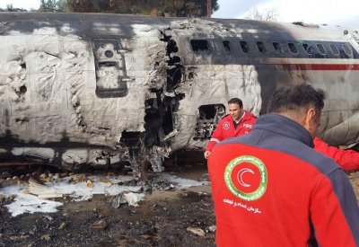 تحطم طائرة شحن عسكرية قرب طهران ومقتل 15 على متنها