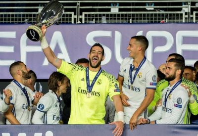 ليدز يونايتد الإنجليزي يتعاقد مع حارس ريال مدريد