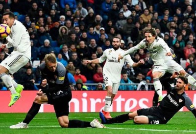  ريال مدريد يصعد للمركز الثالث بعد انتصار "اللحظات الأخيرة"