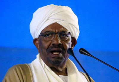 البشير: مخربون من أعداء الوطن وأحزاب استغلوا التظاهرات