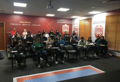 انطلاق دورة الحكمات المستجدات لكرة الصالات