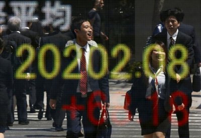 "نيكي" ينخفض بنسبة 0.82 في مستهل تعاملات طوكيو