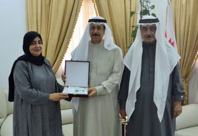 عبدالرحمن بن محمد يؤكد اعتزاز البحرين برواد العمل الوطني