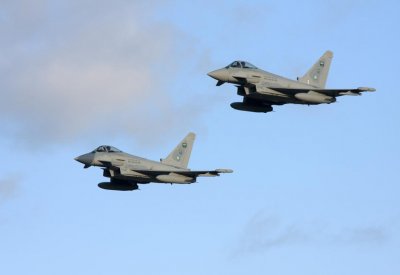 التحالف يشن 13 غارة على معسكر حوثي جنوب صنعاء