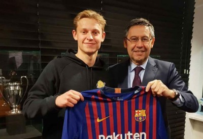  برشلونة يقتنص "الموهبة الهولندية"
