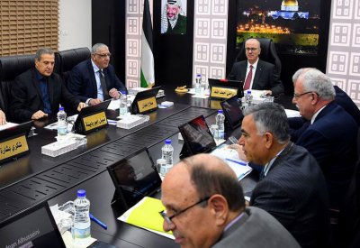 ماذا ينتظر الحكومة الفلسطينية القادمة؟