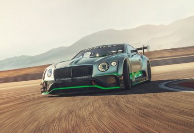 BENTLEY تدخل عامها المئة عبر منافسة قوية في باثورست