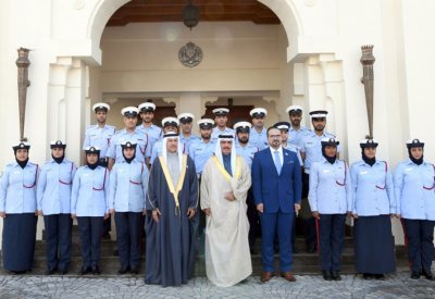 وزير الداخلية يفتتح المعرض التوعوي لبرنامج معا
