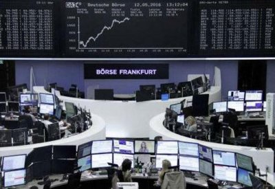 أسهم أوروبا تصعد لأعلى مستوى في شهرين