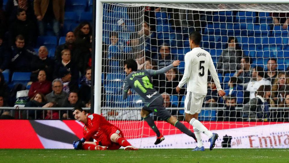 ريال مدريد يواصل التعثر ويخسر أمام سوسيداد بثنائية