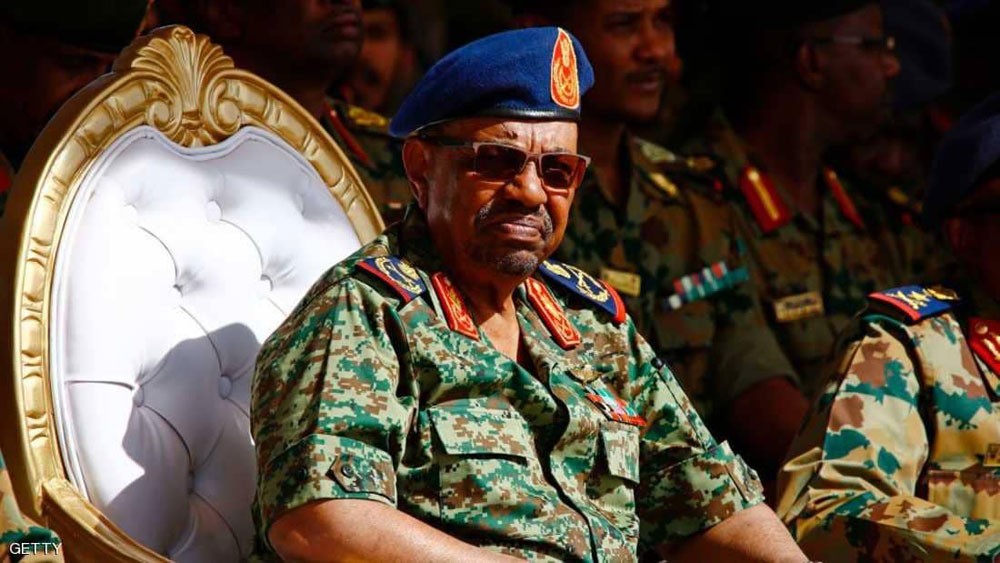  البشير يدعو حاملي السلاح إلى تحكيم صوت العقل