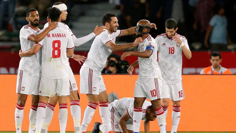 الإمارات تتجاوز الهند بثنائية خلفان ومبخوت في كأس آسيا