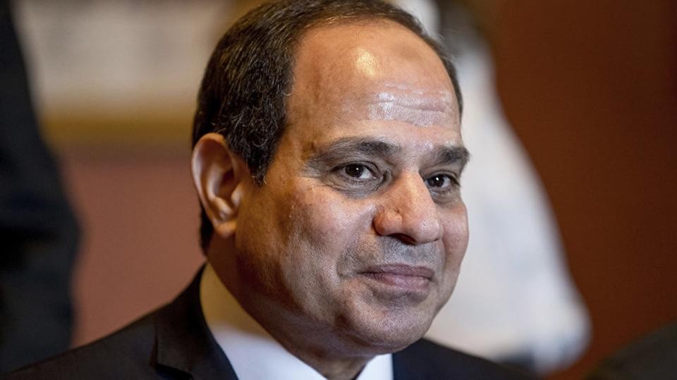 مصر.. منع الوزراء والمسؤولين من السفر إلا بإذن رئاسي