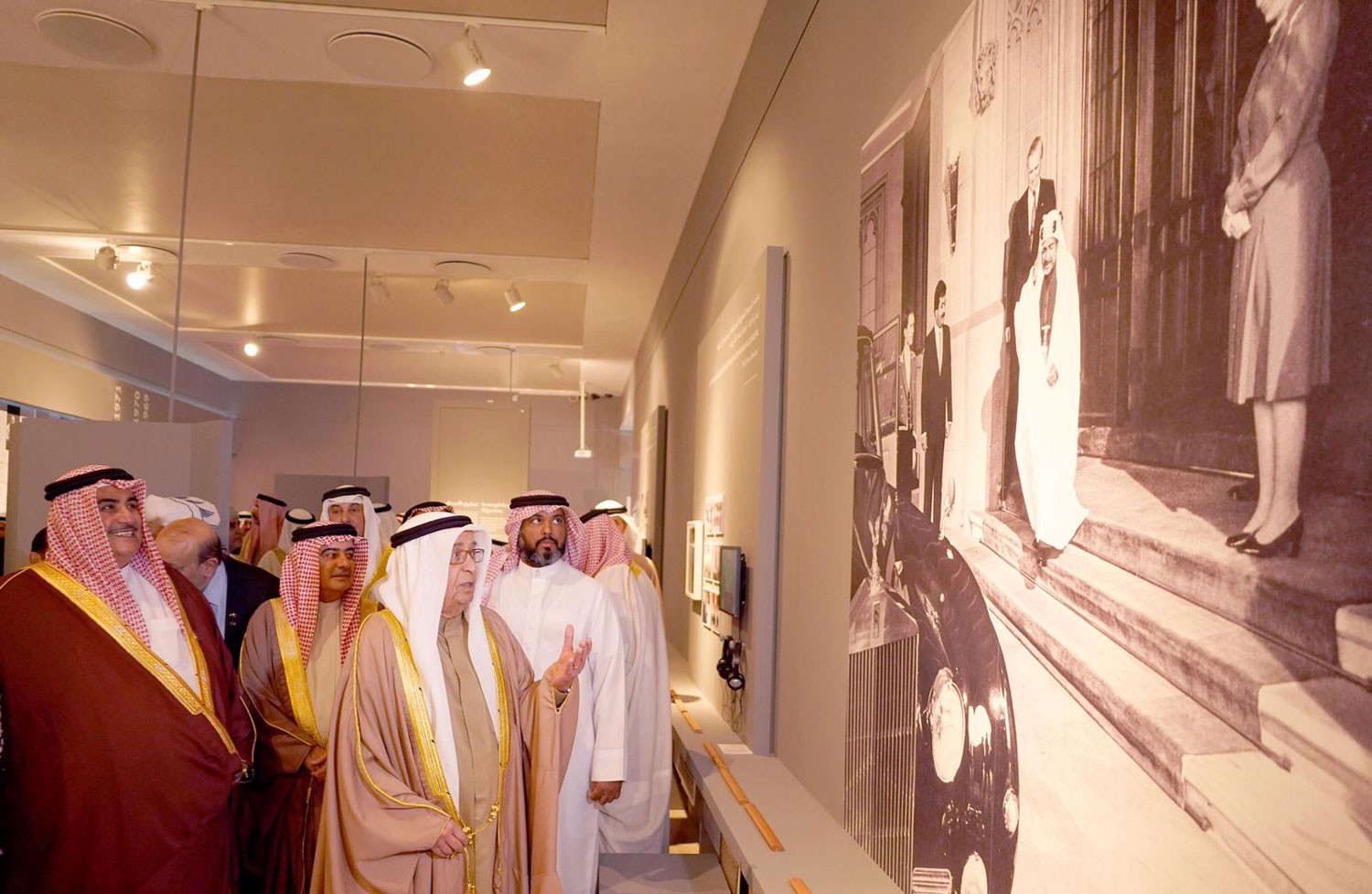 وزير الخارجية لـ"البلاد": 4 سفارات جديدة خلال العام الحالي