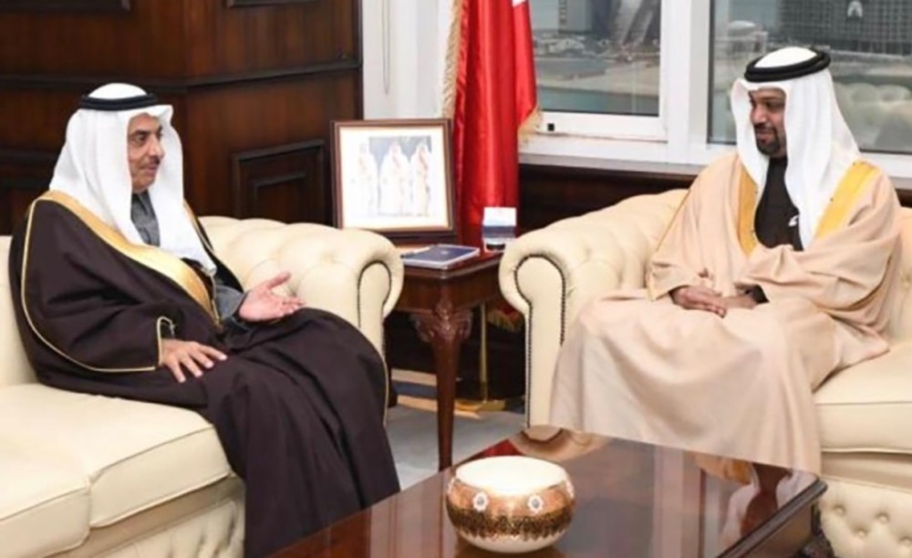 "وزير المالية" يؤكد على التعاون البحريني السعودي الوثيق بالمجالات الاقتصادية والاستثمارية